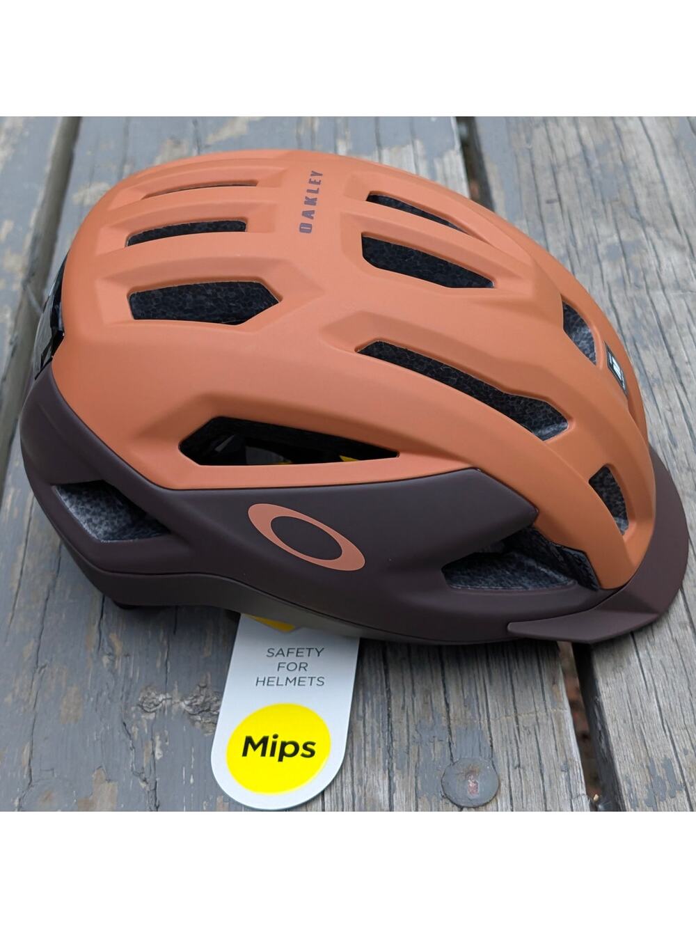 NWT Oakley ARO3 Mips Cycling Helmet Adult Medium 55-59cm Matte Orange Brown